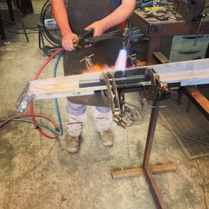 Heating truss