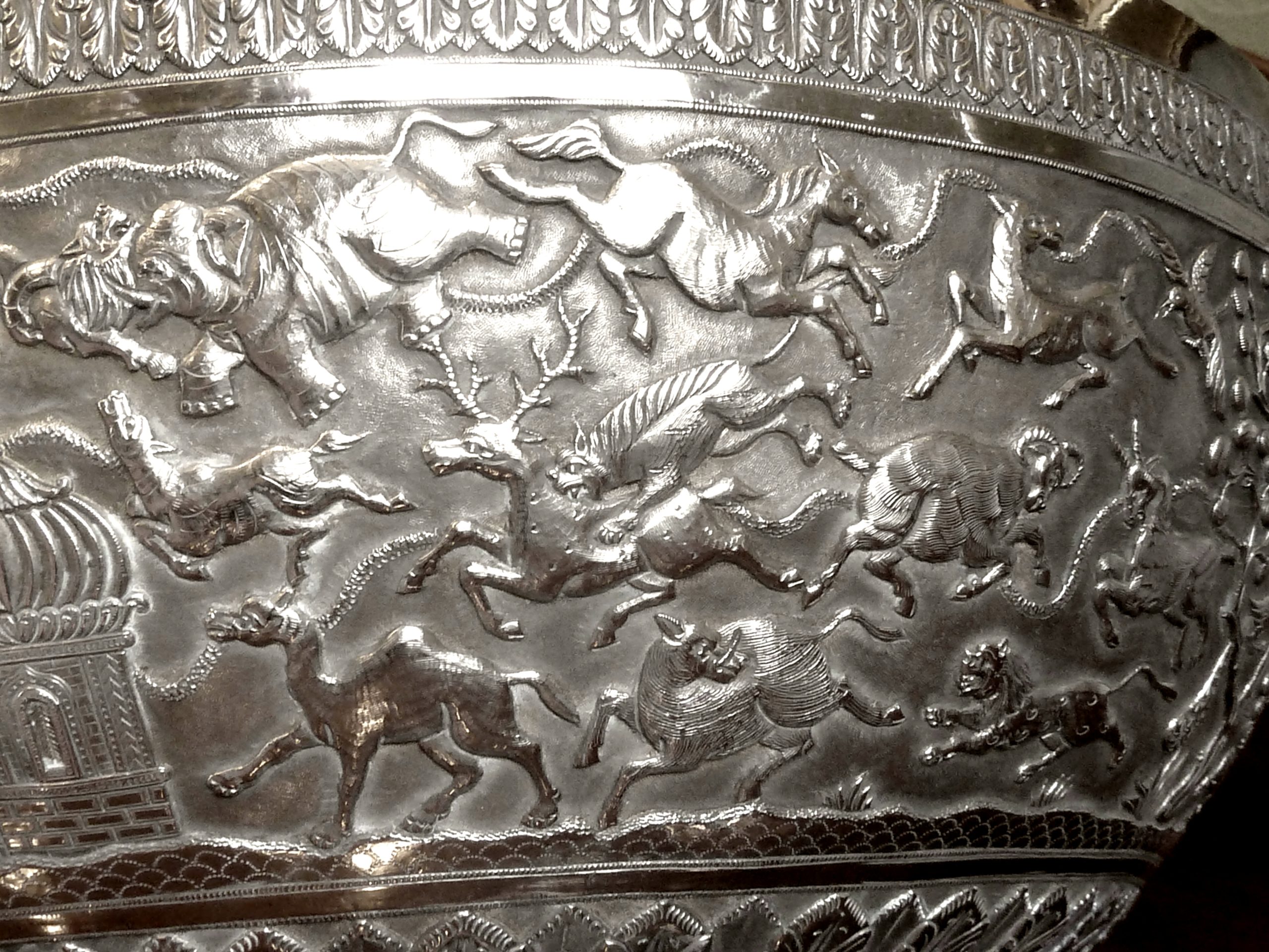 repousse