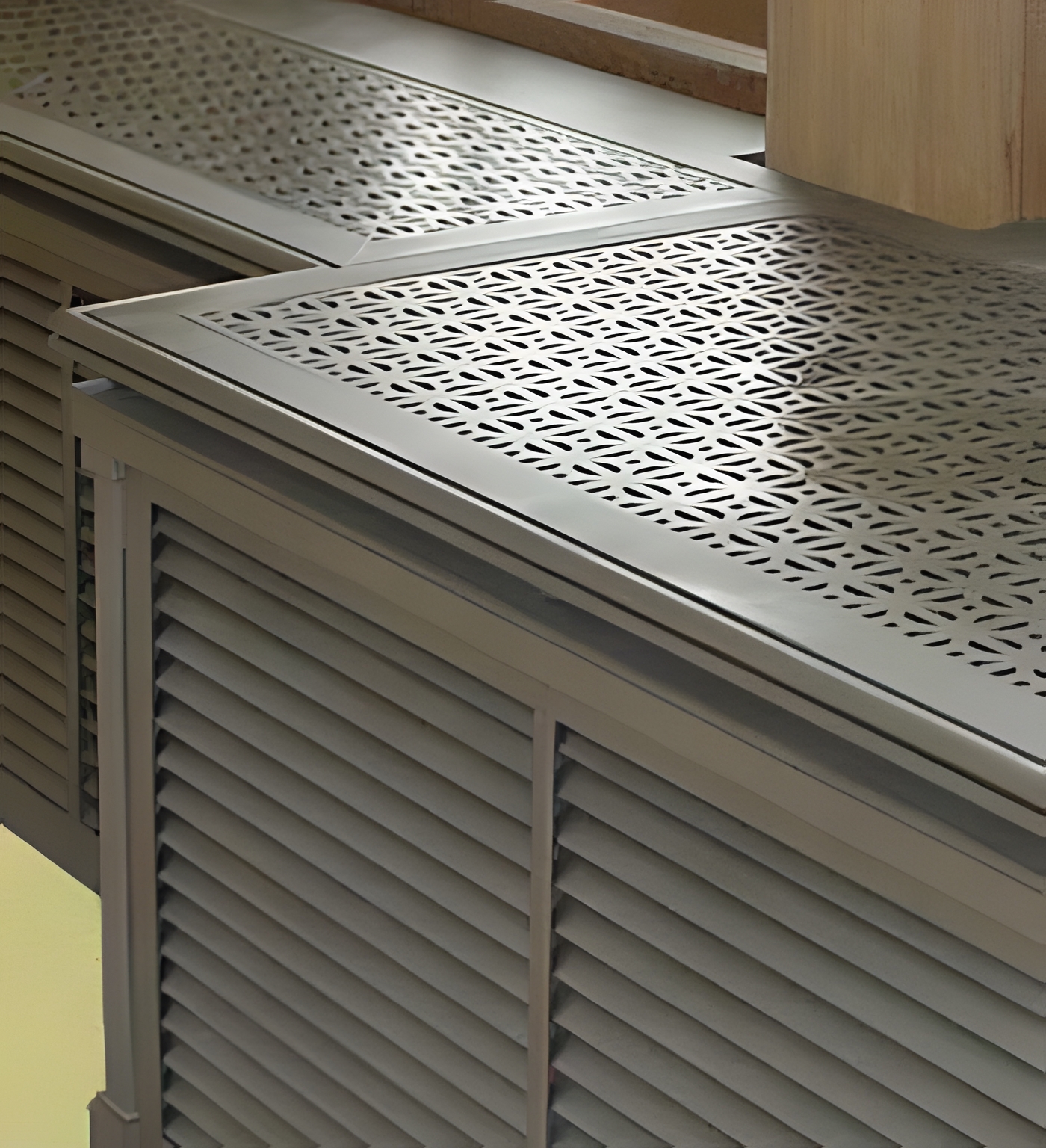 exclusive radiator screen